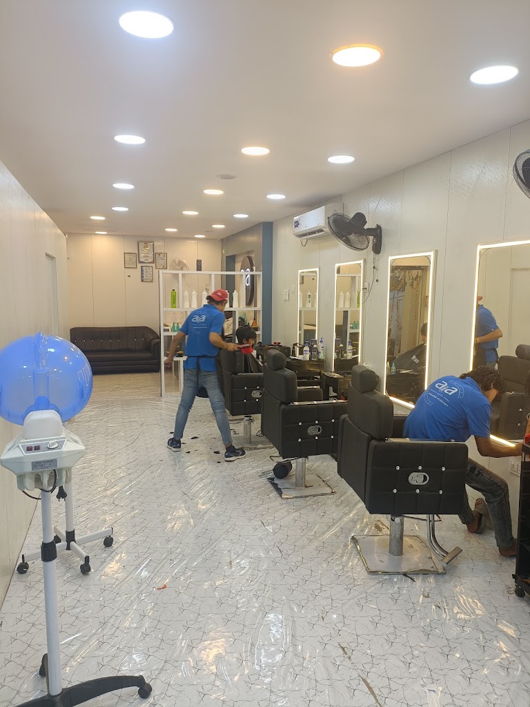 Aia Unisex Beauty Parlour Cosmetics Academy