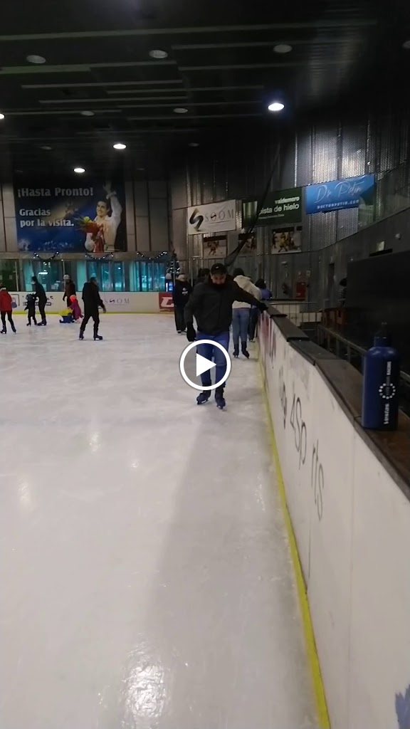 Pista de Hielo Fco. Fdez Ochoa, Valdemoro — Videos