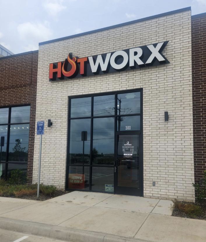  HOTWORX - Midlothian, TX - 9th Street