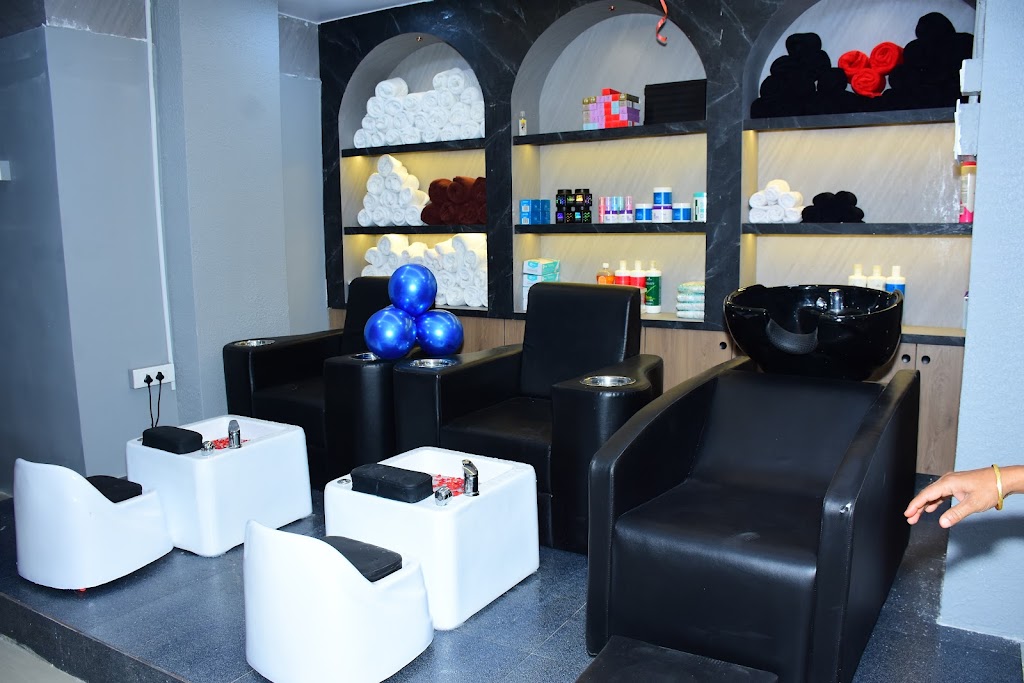 Be You Salon Markapuram