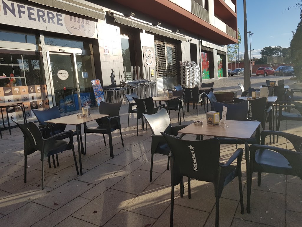 Monferre Fleca & snack cafe — Ambiente