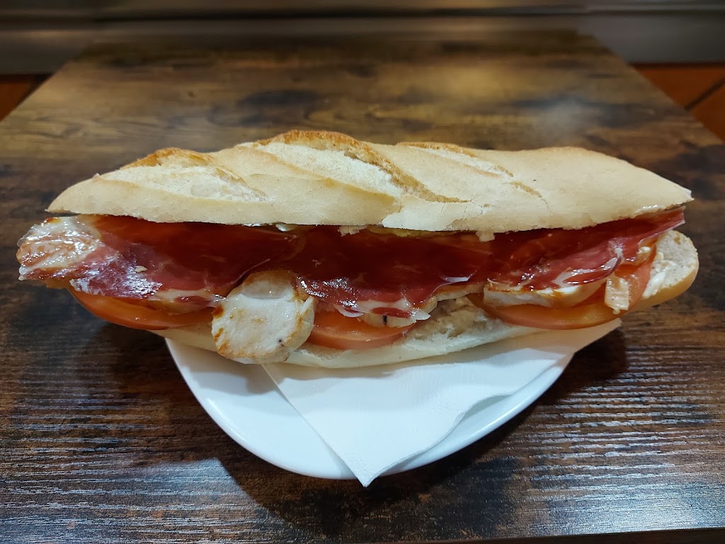 Bar Andry Judith — Bocadillo