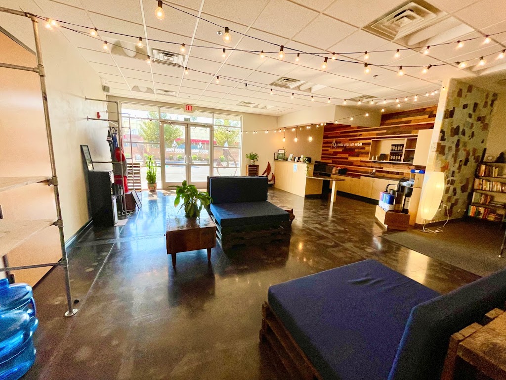  Modo Yoga Las Vegas