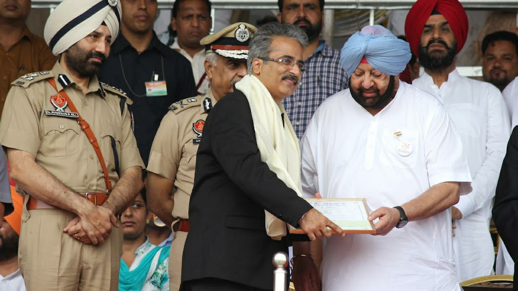 Dr. Dr Rajneesh Kapoor Best Interventional Cardiologist In Gurugram