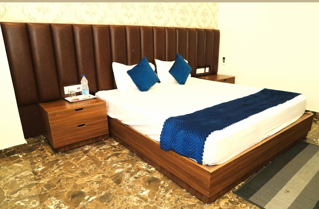 Hotel Mk Grand