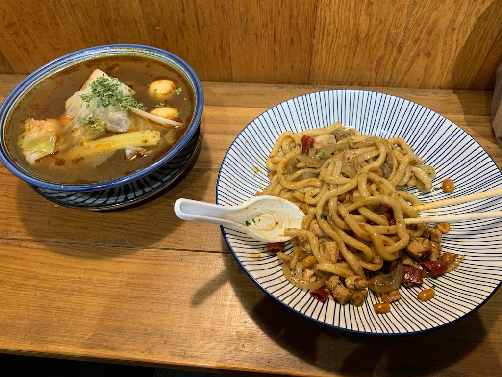 有憶家小食舖 炒烏龍 炒泡麵 冬粉煲 的照片