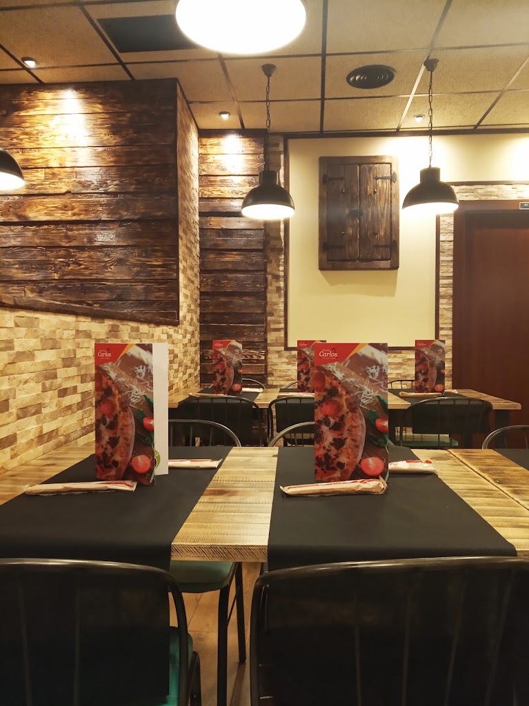Pizzeria Carlos El Prat — Ambiente