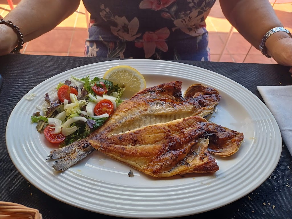 Restaurante Amelia — Comida y bebida