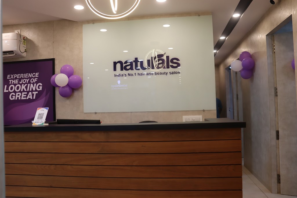 Naturals Salon Spa Vijayapur