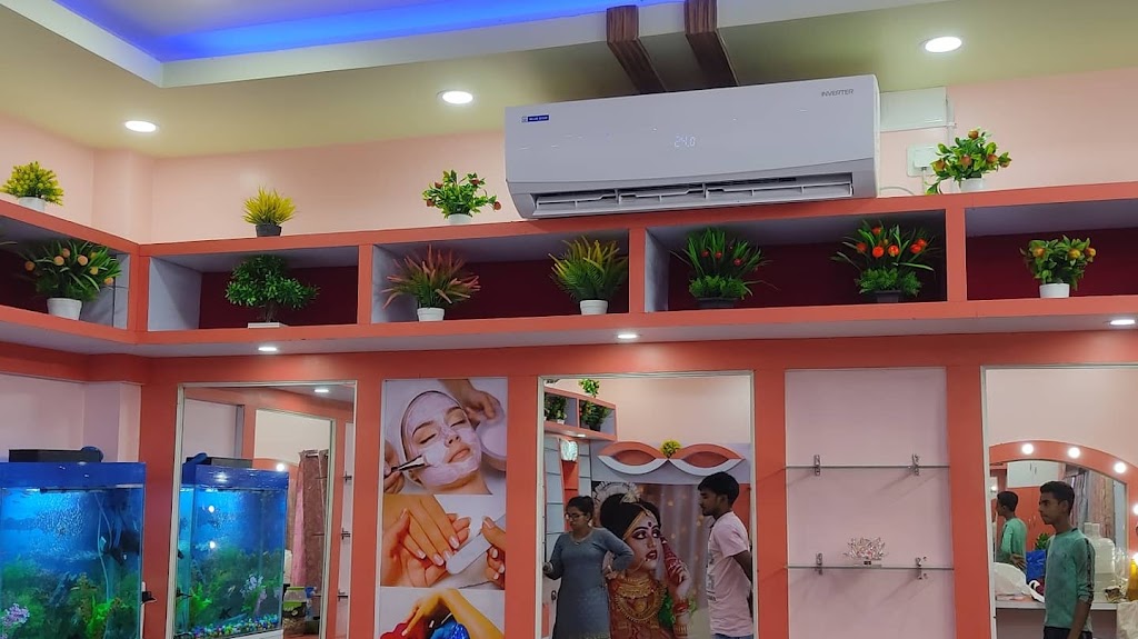 Polys Beauty Parlour