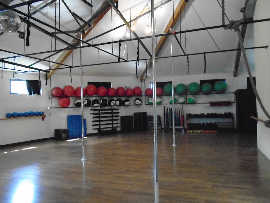  Carabiner's Climbing & Fitness