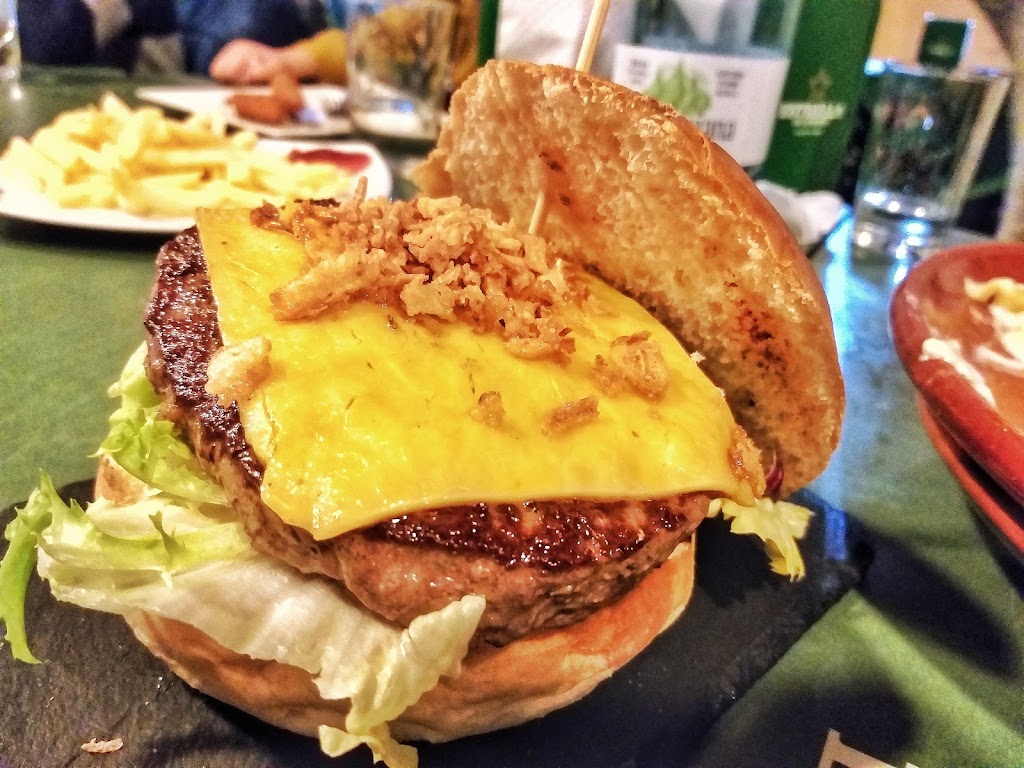 Ciudad Jardin American Burger — Hamburguesa