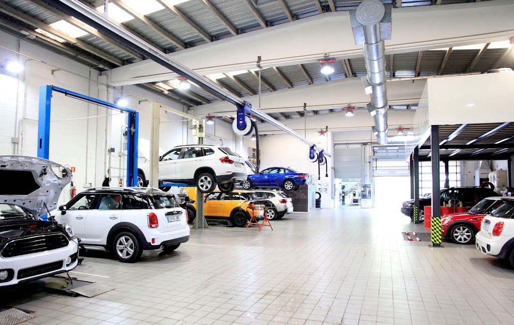 Taller mecanic BMW y MINI Oliva Motor Girona - Olot — Taller