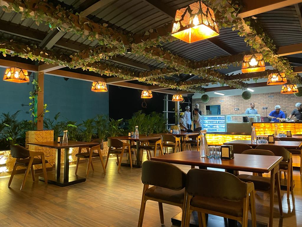 Golden Leaf Roof Top Restaurant