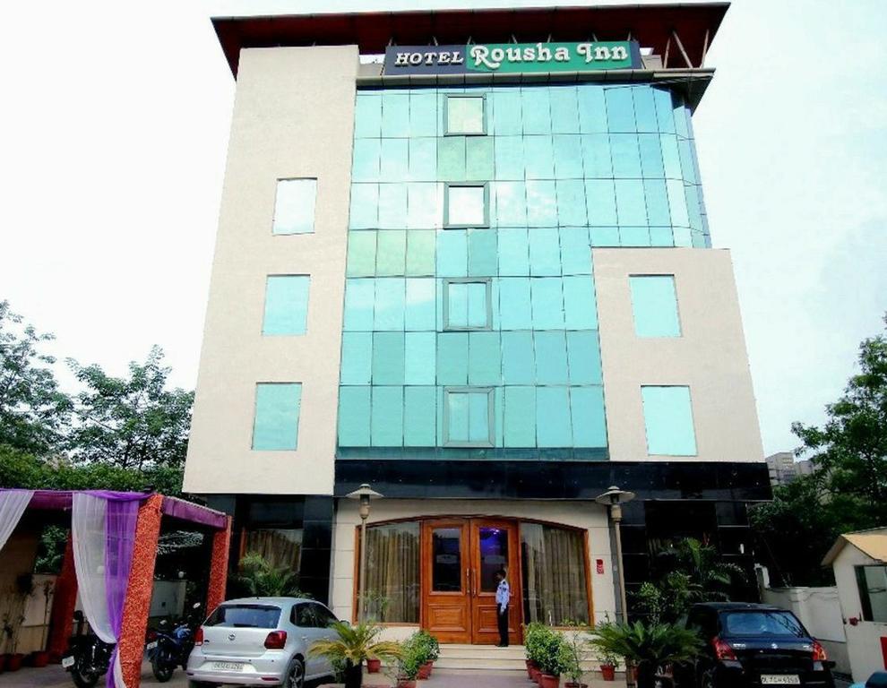 Hotel Rousha Inn