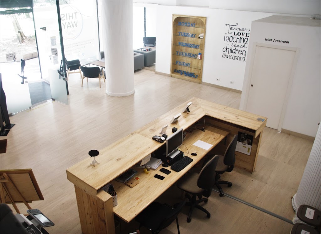 This Way Language Center