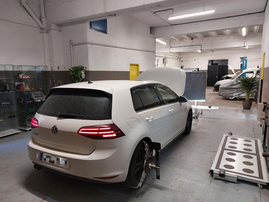 Taller Sistemes ADAS & EV by Soldevila