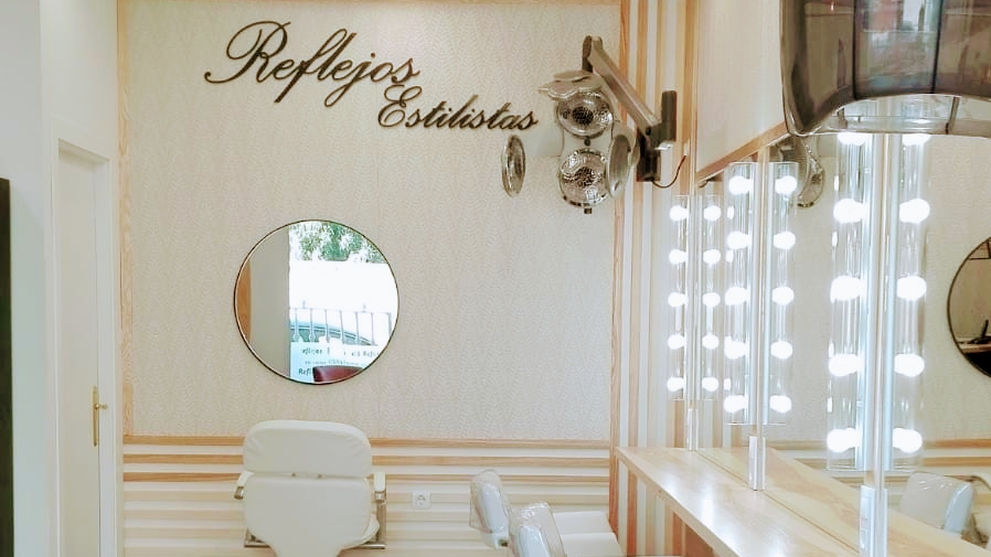 Reflejos Estilistas Asesora de imagen
