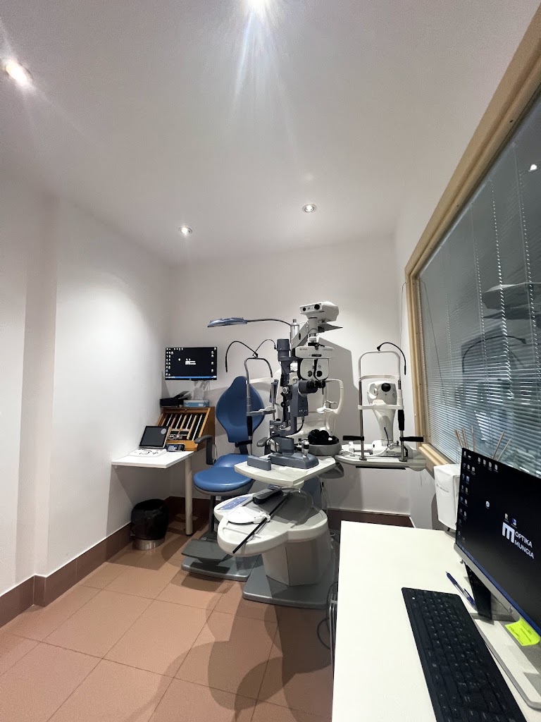 Optika Mungia | Centro optico y auditivo en Mungia — Del propietario