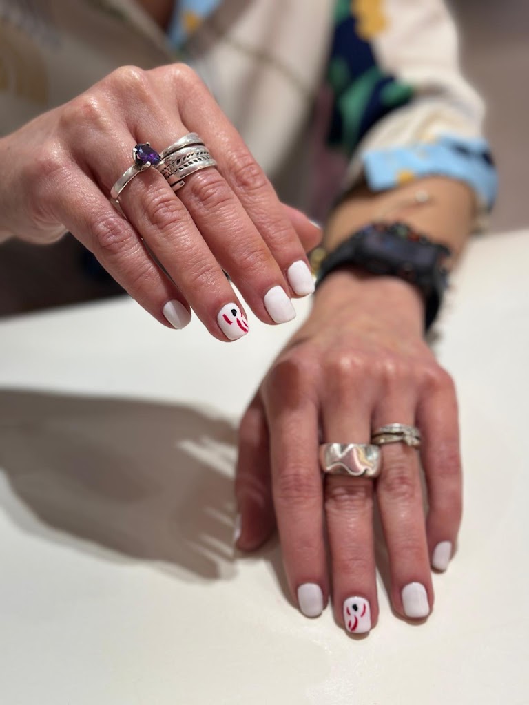 Yenny Medrano Manicura y Pedicura Artea