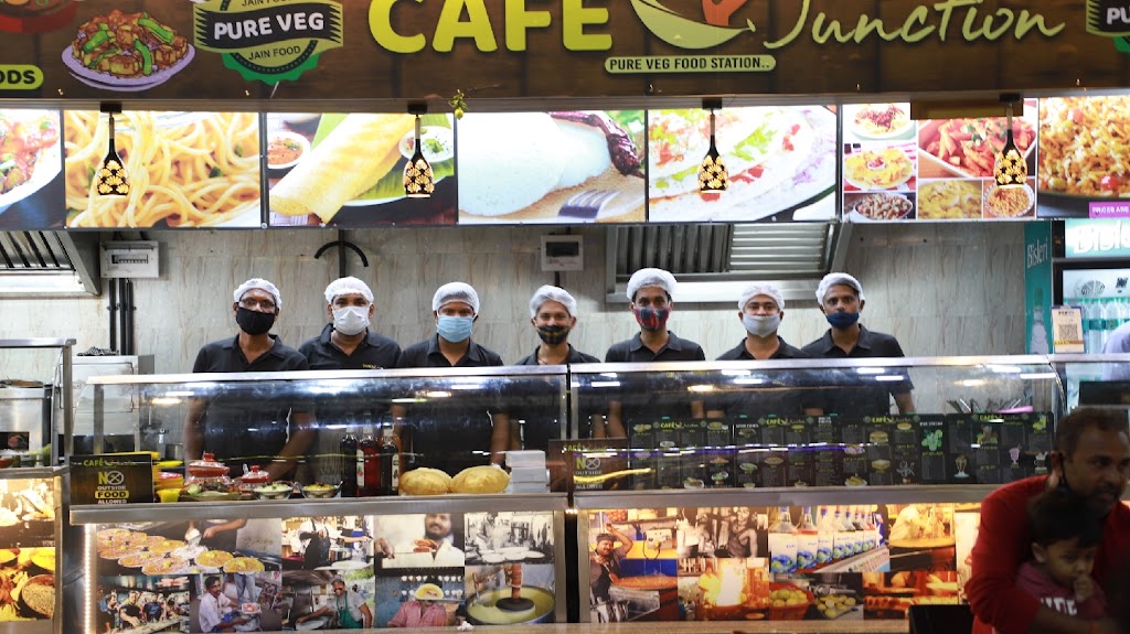 Cafe Junction