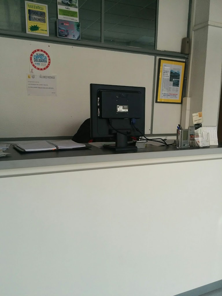 TECNOLOGIA DEL AUTOMOVIL PACHECO, S.L. Renault — Interior