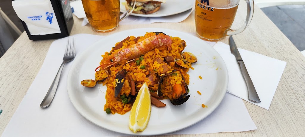 Viva San Fermin — Paella
