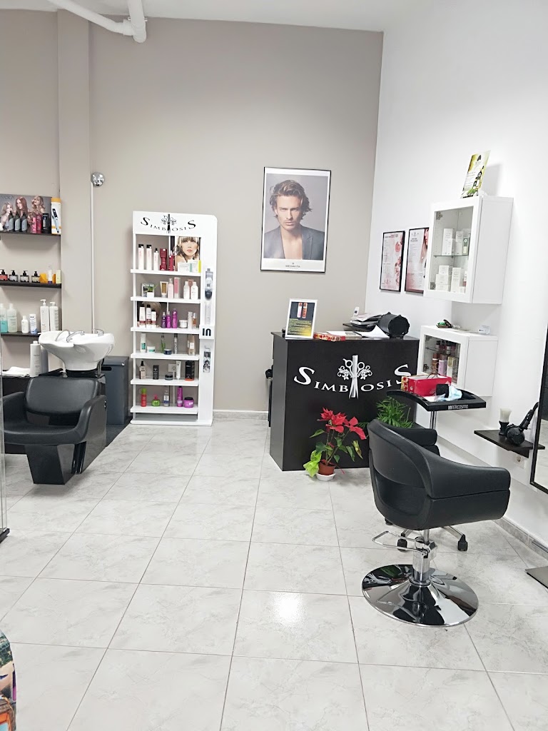 Simbiosis Salon de Belleza Estetica y Peluqueria — Del propietario