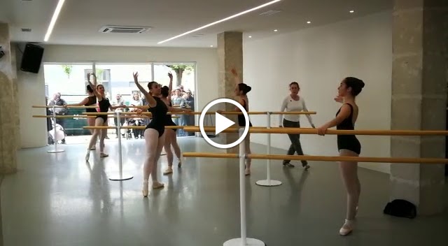 Escuela de Danza Clasica Marta Espuelas — Videos