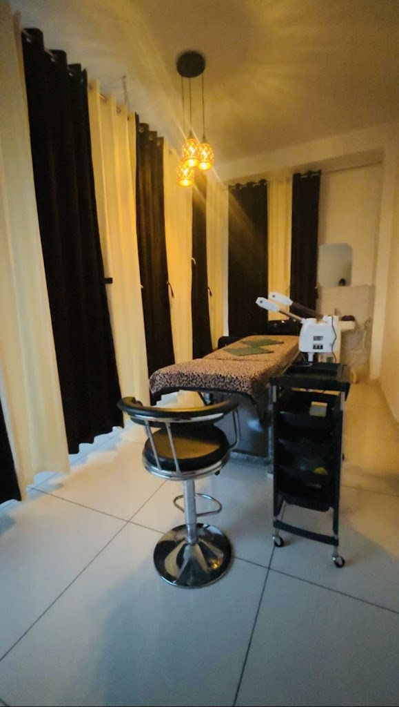 Flawless Finish Nails Beauty Salon