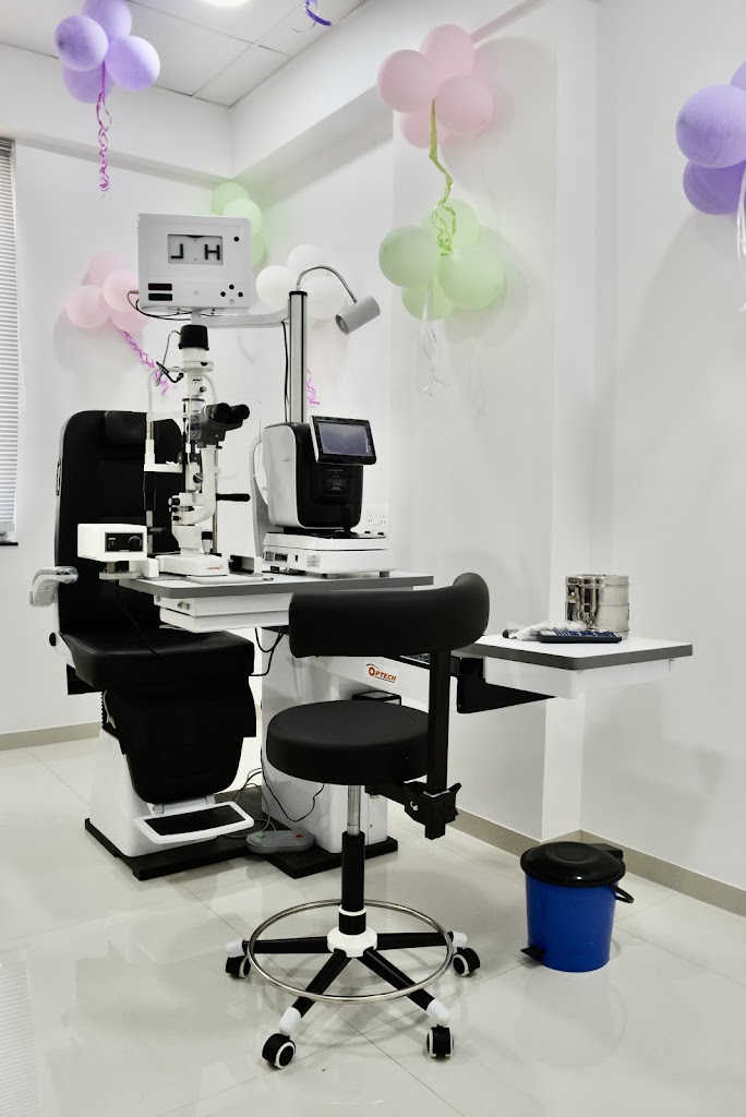 Varad Eye Clinic Dr Pooja Wankhade Raut