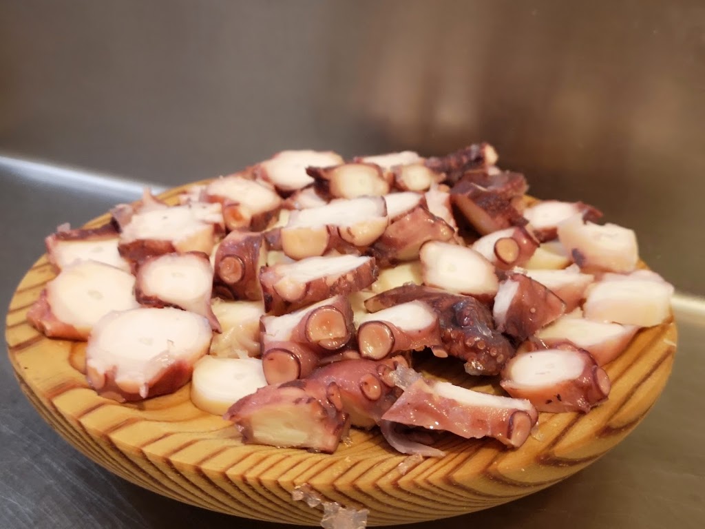 Restaurante A Francachela — Comida y bebida