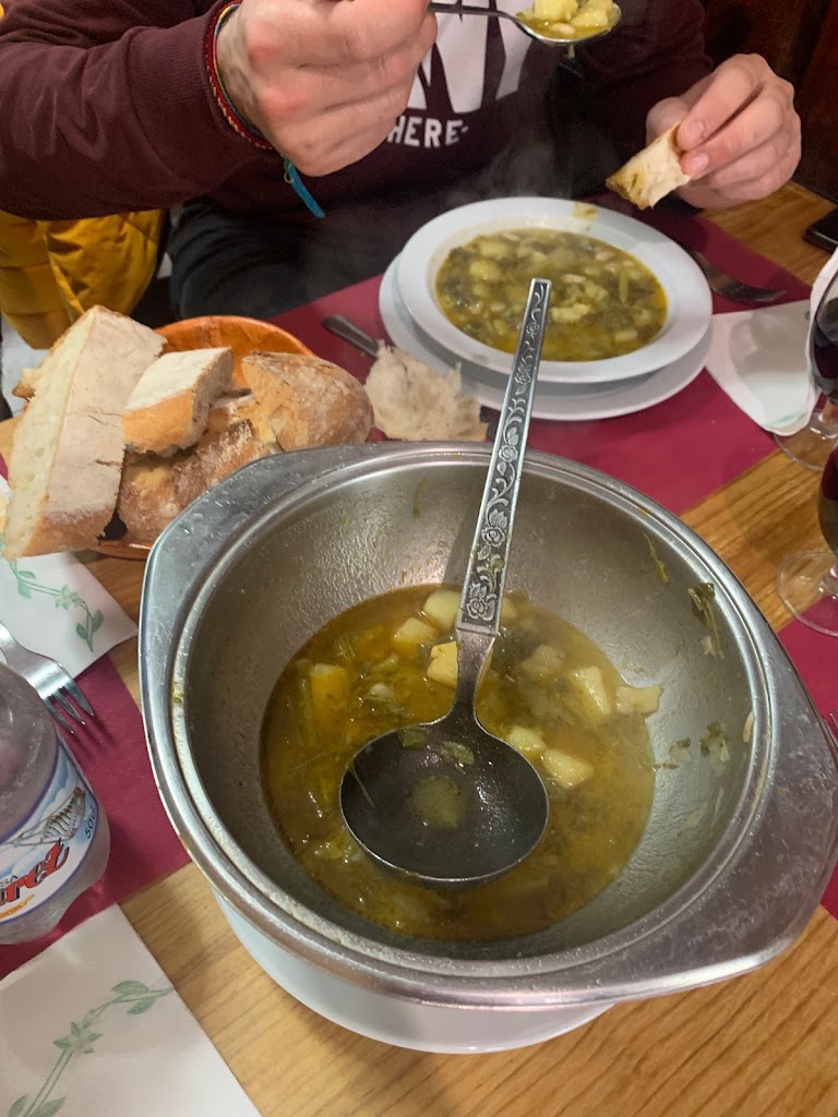 Cafe-Bar ~ Rodeiro — Caldo de pollo