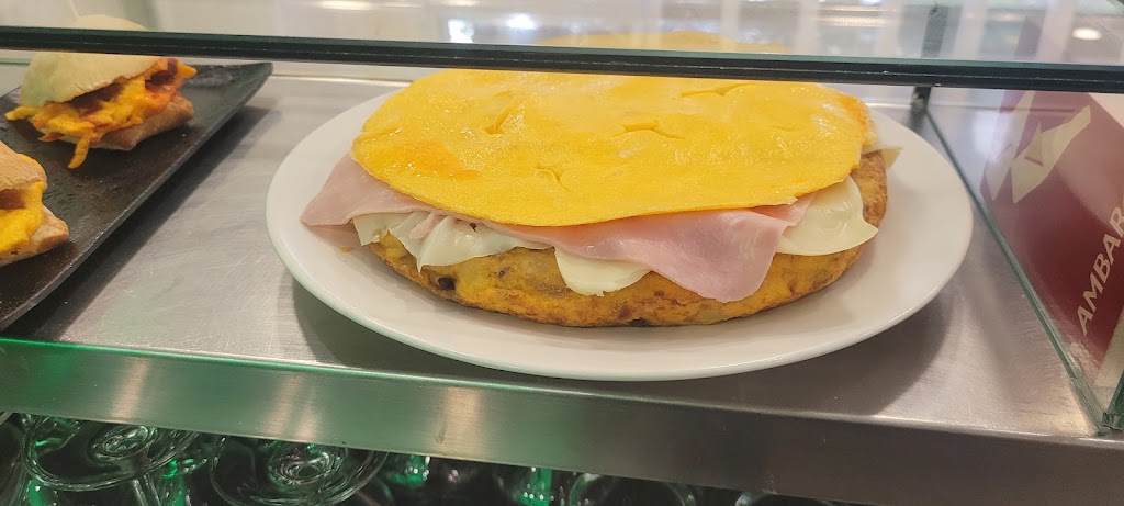 BAR ALAVA — Del propietario