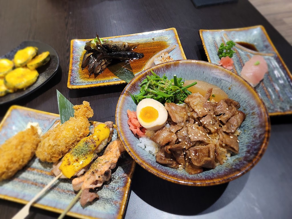 赤丼日式丼飯【大里美食｜附近美食｜餐廳｜日本料理｜生魚片｜鰻魚飯｜晚餐｜宵夜】 的照片