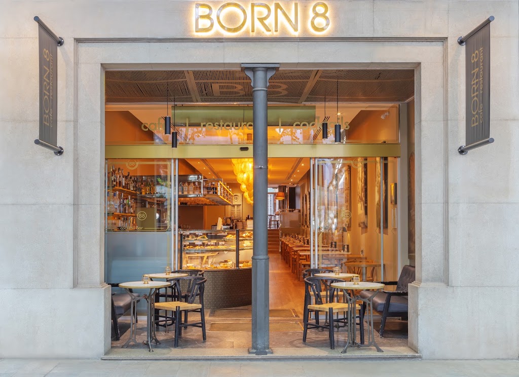 Born 8 — Todas