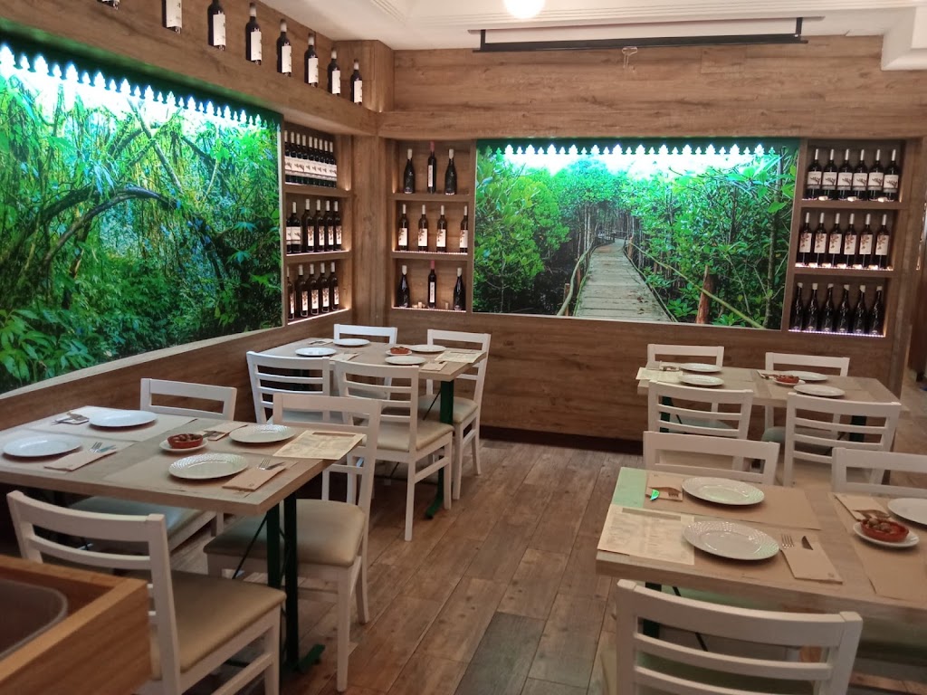 Arroceria Santa Barbara — Ambiente