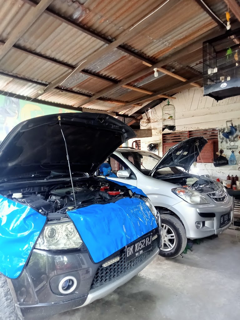 Iqbal servis mobil