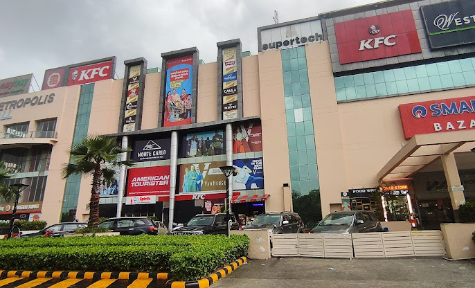 Gali Vada Pav Rudrapur Metropolis Mall