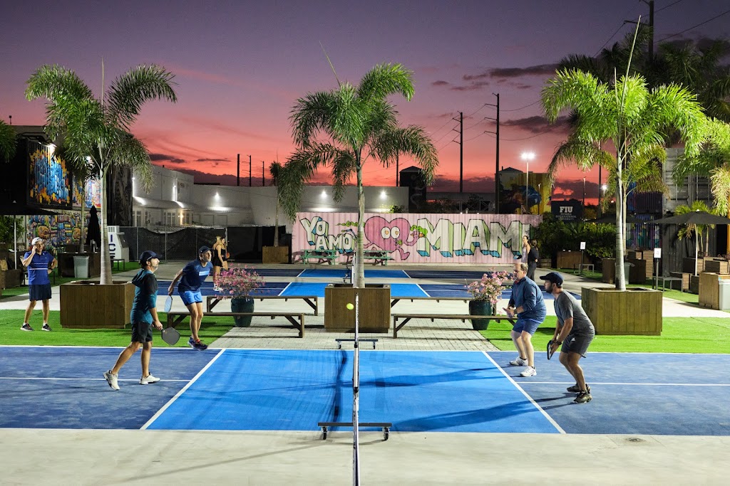 Sip & Pickle - Pickleball Social Club