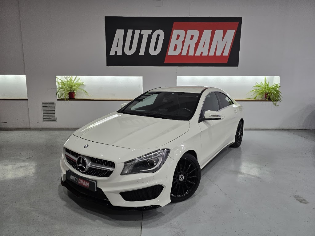 Autobram — Hatchback