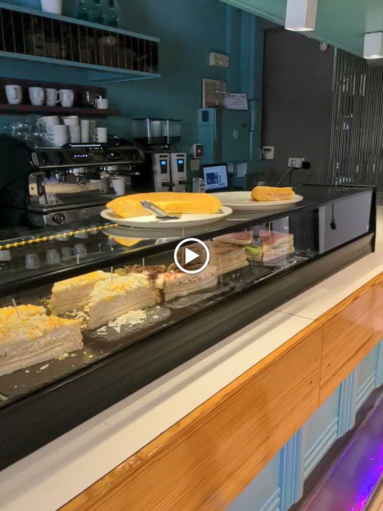 Cafe Dona Gilda Bar — Videos