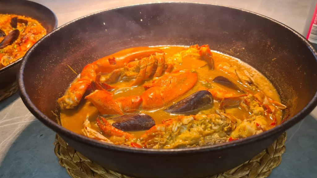 Restaurante Cel Blau — Comida y bebida