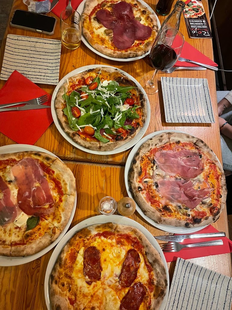 Rojo Tomate - Pizzeria Lajares — Pizza