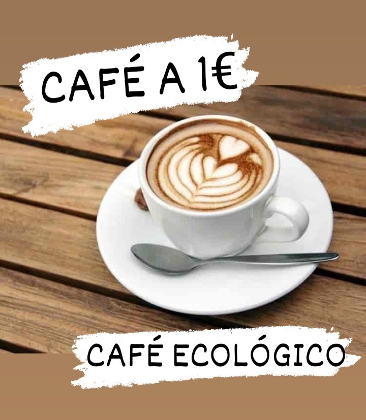 Cafe Bambu El Ejido — Comida y bebida