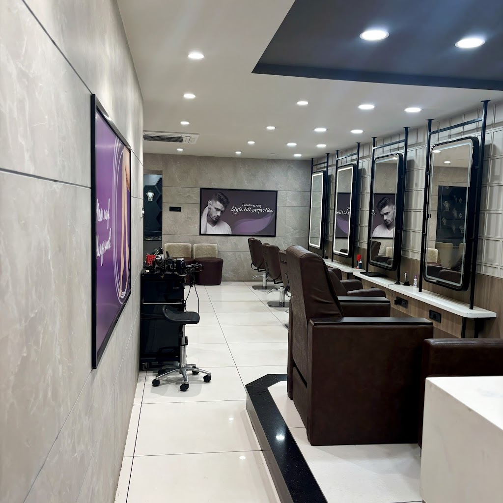 Naturals Family Salon Spa