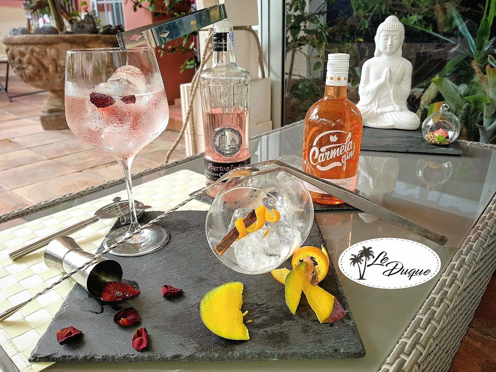 Le Duque — Comida y bebida