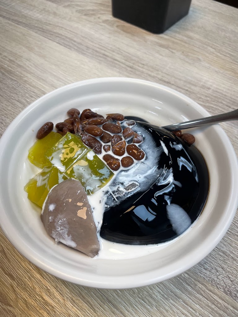 陳Q黑砂糖剉冰-鍋燒麵-枋寮店（枋寮在地美食、小吃） 的照片