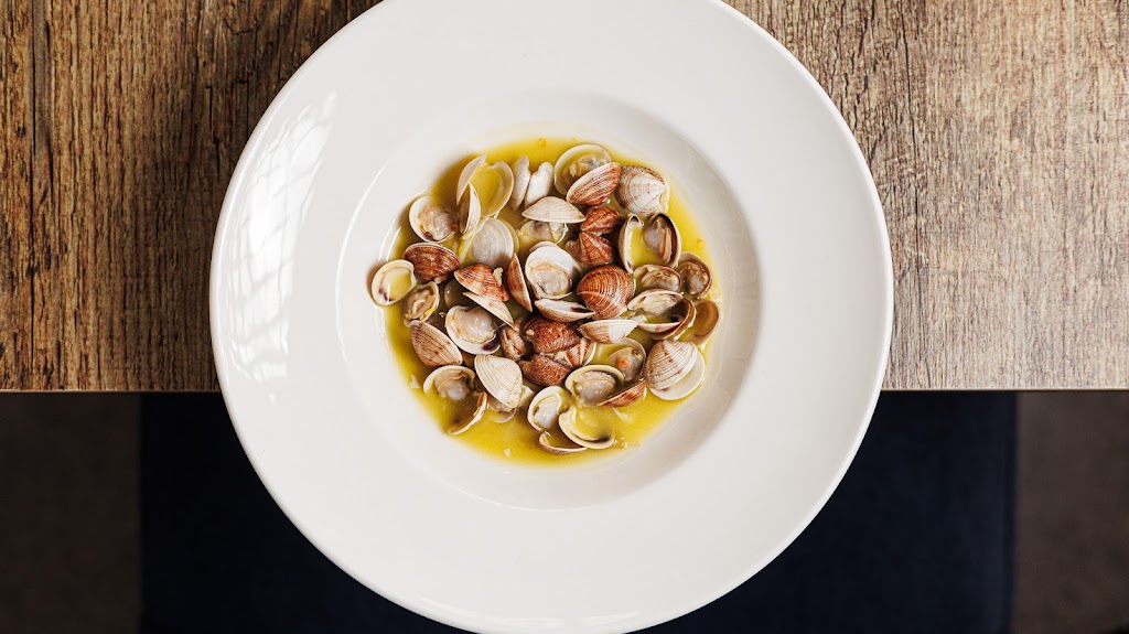 Restaurante Chinchin Puerto — Comida y bebida