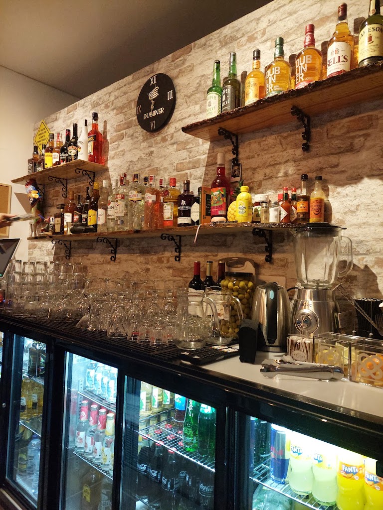 Dubliner Irish bar